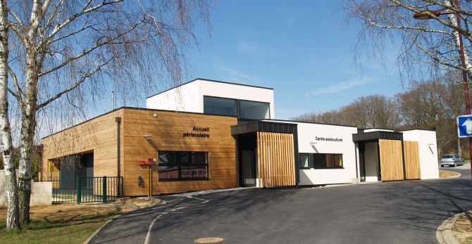 Reconstruction d’une salle des fêtes et construction d’un périscolaire en extension à Boust